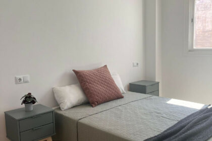 90019f4fa16a37e4815426a7b7edec6f - 12