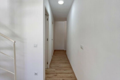 90019f4fa16a37e4815426a7b7edec6f - 16