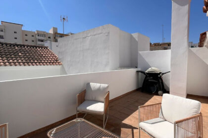 90019f4fa16a37e4815426a7b7edec6f - 2