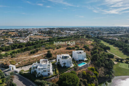 902813e7fb9f8e396662174015c0c762 - 24