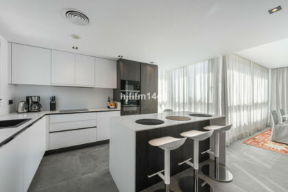 902813e7fb9f8e396662174015c0c762 - 9