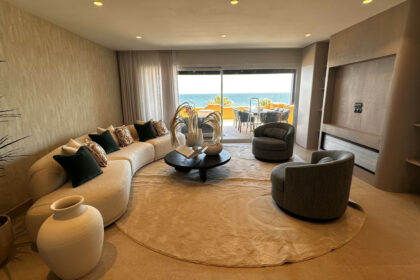 908fd7b508b34c457f0de3f740d99d96 - 16