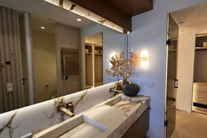 908fd7b508b34c457f0de3f740d99d96 - 19