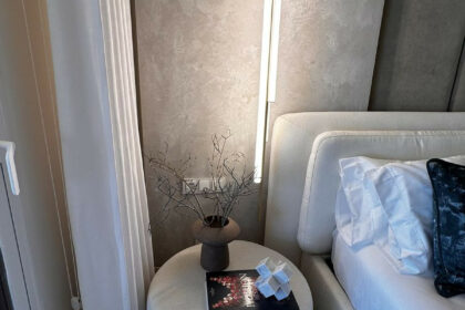 908fd7b508b34c457f0de3f740d99d96 - 26