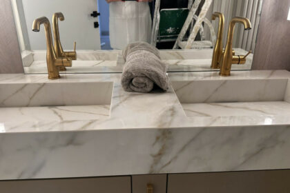 908fd7b508b34c457f0de3f740d99d96 - 8