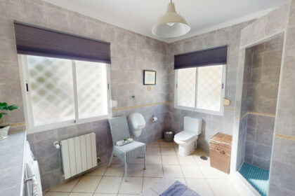 90daa92e36da59ce7847e9c37b162abe - 18