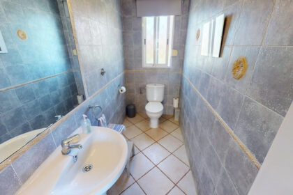 90daa92e36da59ce7847e9c37b162abe - 32