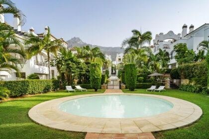 91802aa637cbe55fba813614be6b7c4e - 61