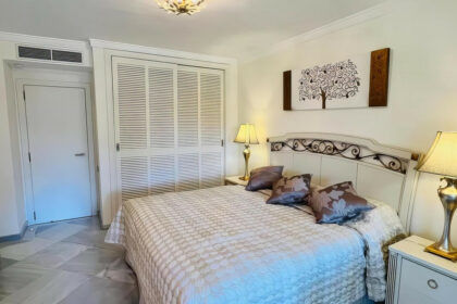 91ebe4685e78dd83089a2eaf7572e546 - 14