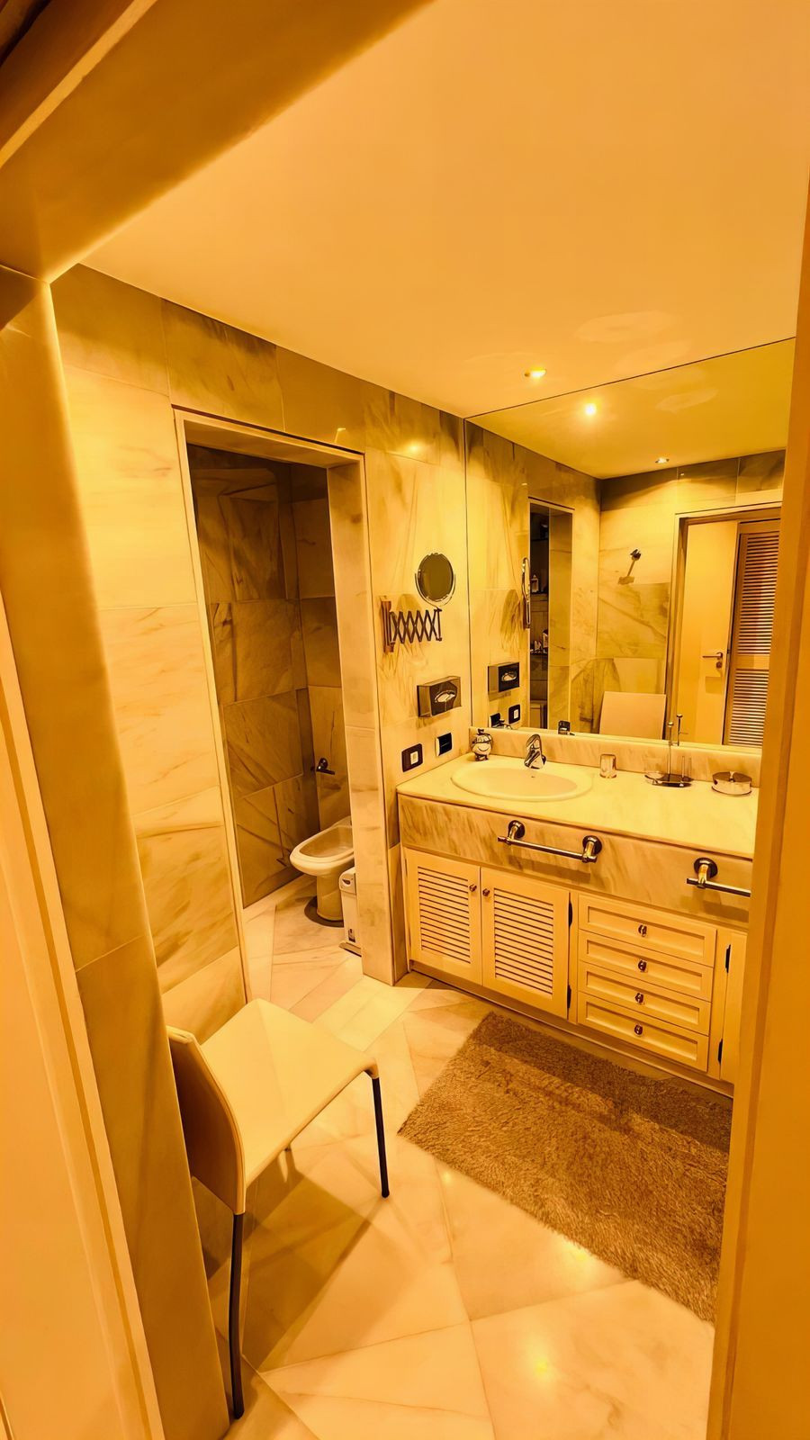 91ebe4685e78dd83089a2eaf7572e546 - 23