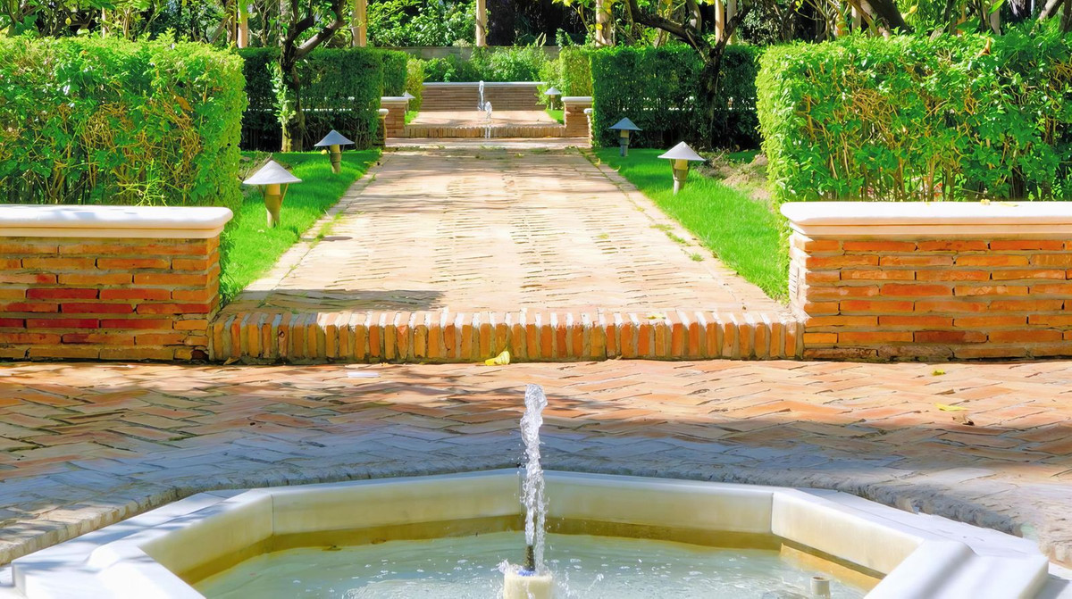 91ebe4685e78dd83089a2eaf7572e546 - 28