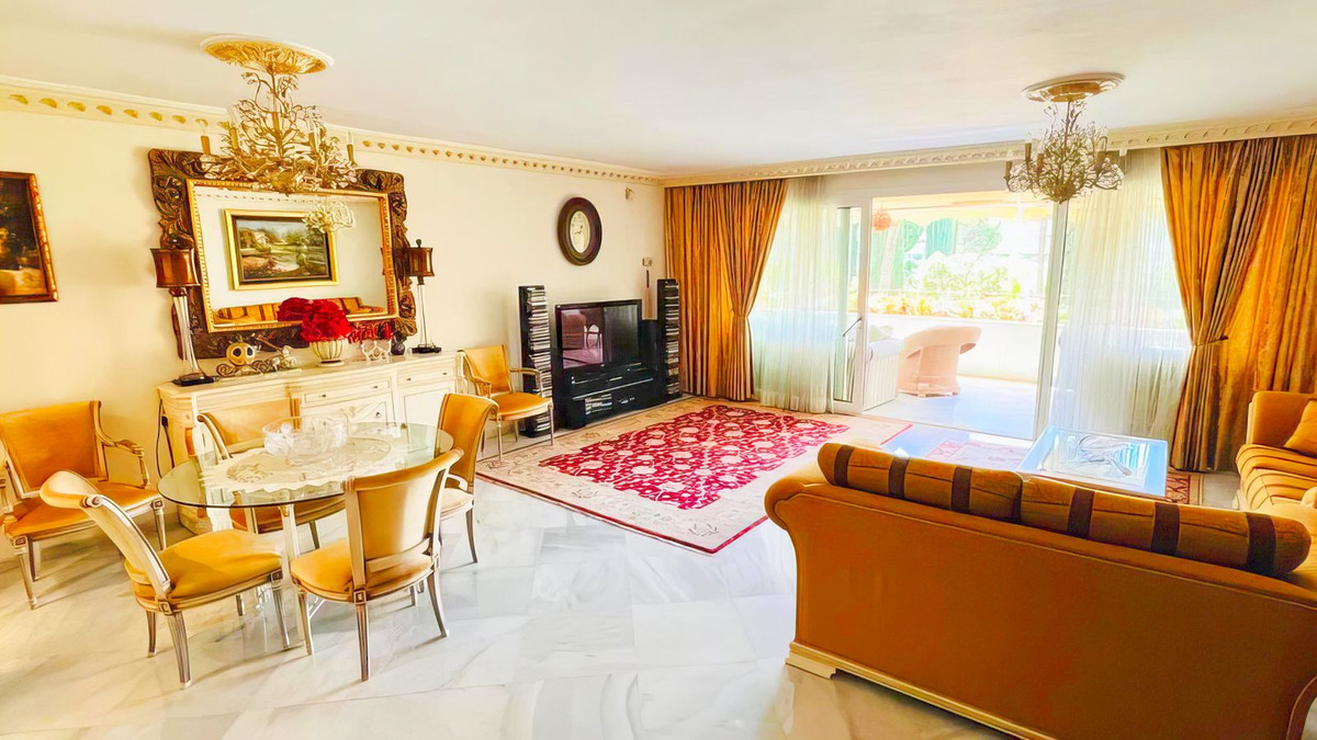 91ebe4685e78dd83089a2eaf7572e546 - 4