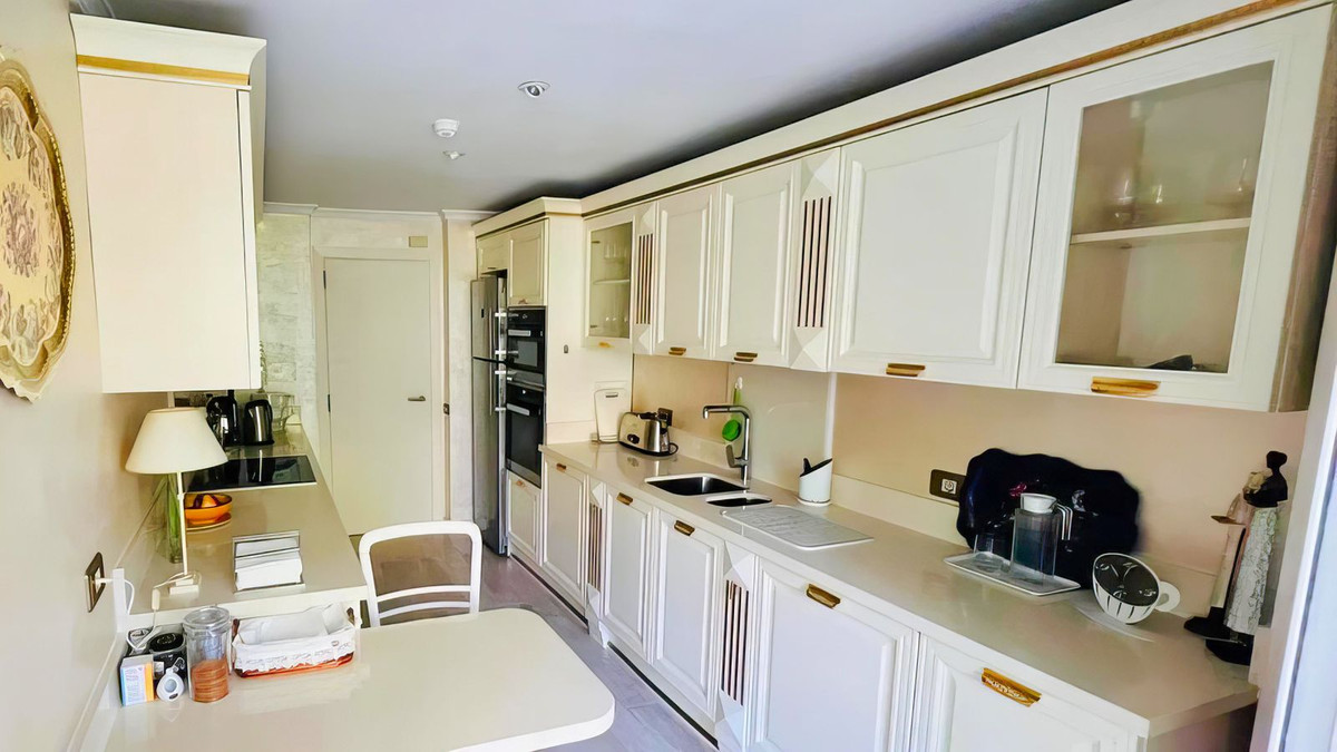 91ebe4685e78dd83089a2eaf7572e546 - 8