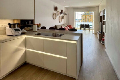 923d8730534b02425c30c825020d8fac - 2