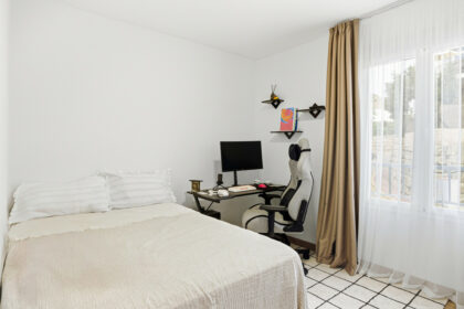 92f5ab97c746123f13be2a2950f4b1bf - 10