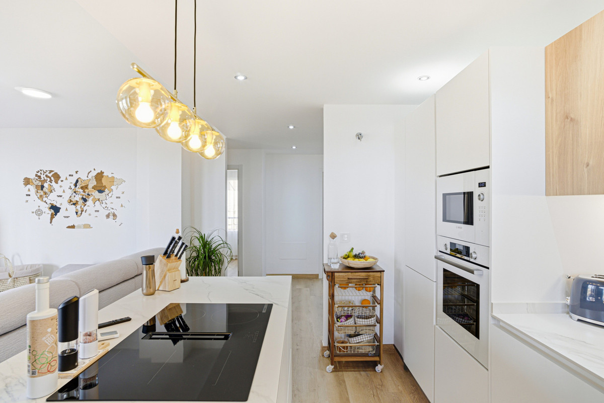 92f5ab97c746123f13be2a2950f4b1bf - 12