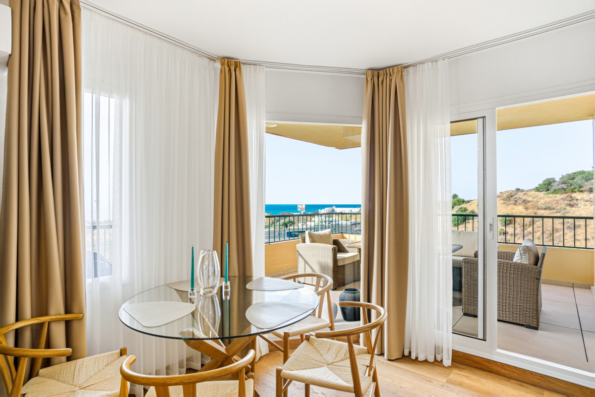 92f5ab97c746123f13be2a2950f4b1bf - 13