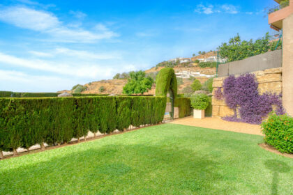 92f5ab97c746123f13be2a2950f4b1bf - 18