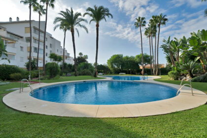 931f561dbfdbf2fc7eeb4e98ae655356 - 32