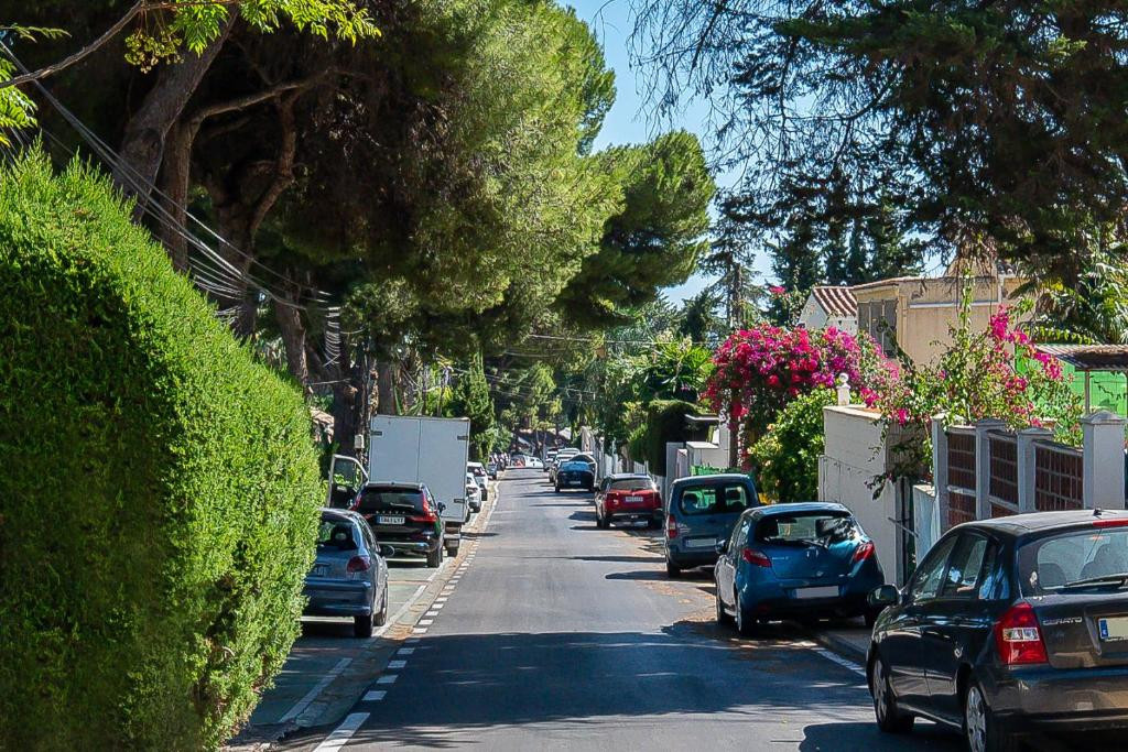 93354d30c9e8e12f0917337cc4d44628 - 11