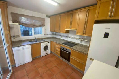 933a54ba374a22cafc786f758bec8481 - 11