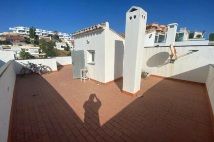 933a54ba374a22cafc786f758bec8481 - 30