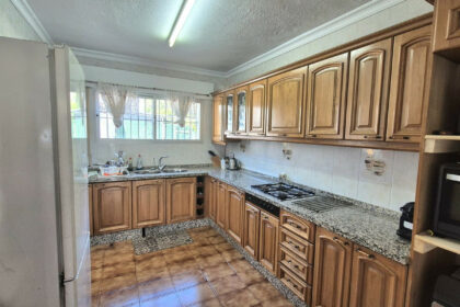 936656b8aa0b0c71fb50f1c7243953d8 - 13