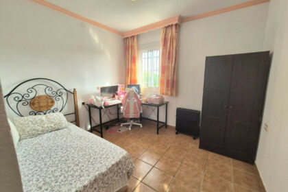 936656b8aa0b0c71fb50f1c7243953d8 - 27