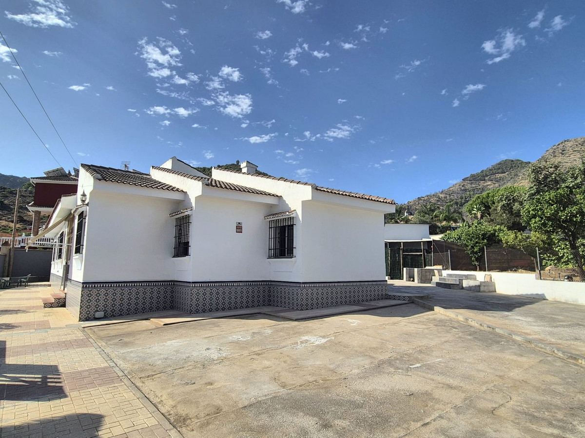 936656b8aa0b0c71fb50f1c7243953d8 - 3