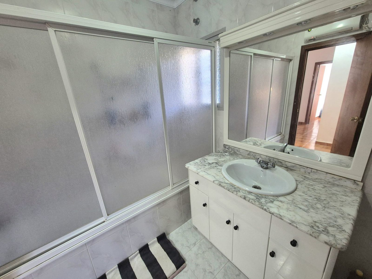 936656b8aa0b0c71fb50f1c7243953d8 - 35