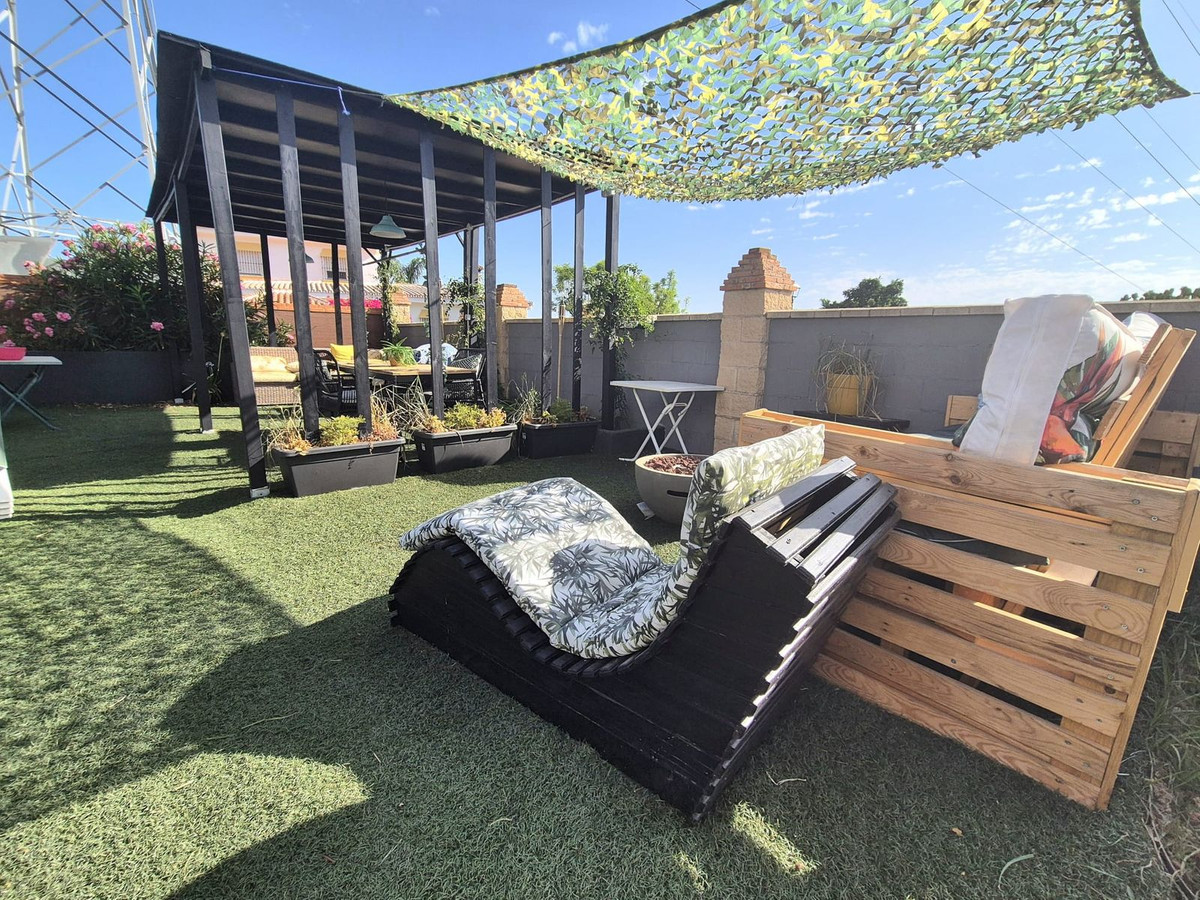 936656b8aa0b0c71fb50f1c7243953d8 - 51