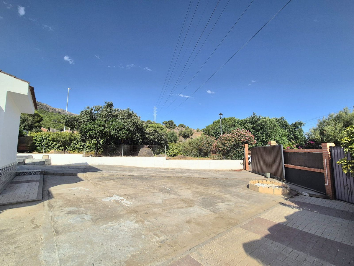 936656b8aa0b0c71fb50f1c7243953d8 - 57