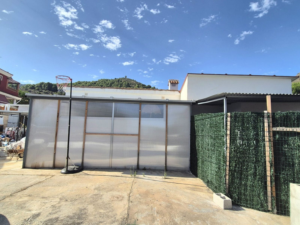 936656b8aa0b0c71fb50f1c7243953d8 - 66