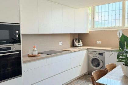 948655d8f26ad32c39cc87bb6c6cfc1d - 12