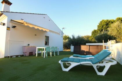 951f6e92acbe363506d64c32c5a9004c - 15