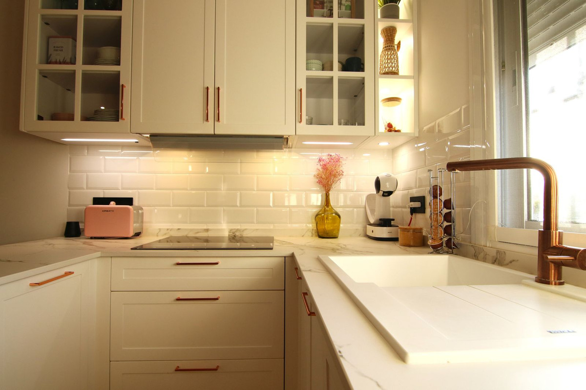 951f6e92acbe363506d64c32c5a9004c - 2