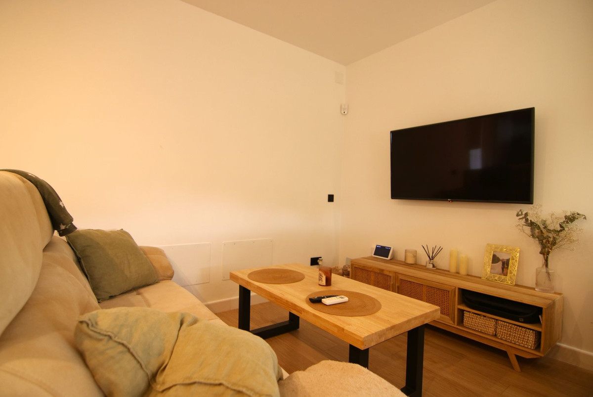 951f6e92acbe363506d64c32c5a9004c - 6