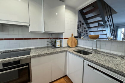 956463109a4afc0c076d36fa493f7566 - 50