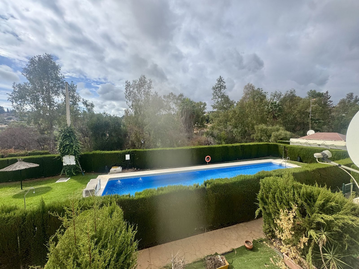 959b36ff34401b868f77ed3d13d1fd43 - 2