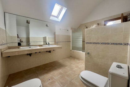 959b36ff34401b868f77ed3d13d1fd43 - 20