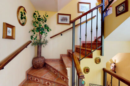 964e2367ef6ef85039c2cbdb8e5156ff - 16