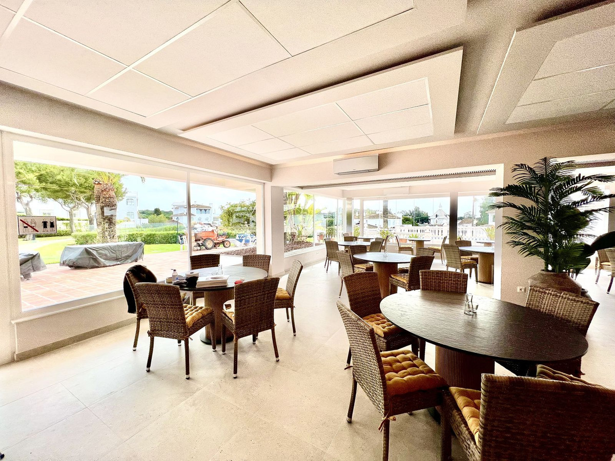 9753d55cff977a3af3278a73c02c3501 - 16