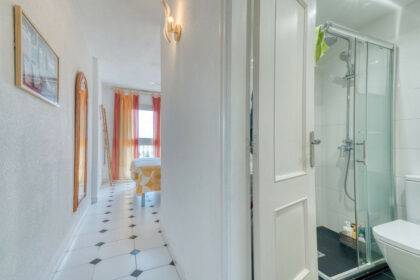 97e9f7c3acb70fdc9d1cf3e02b8444ed - 16