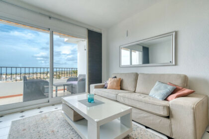 97e9f7c3acb70fdc9d1cf3e02b8444ed - 18