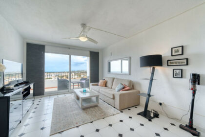 97e9f7c3acb70fdc9d1cf3e02b8444ed - 8