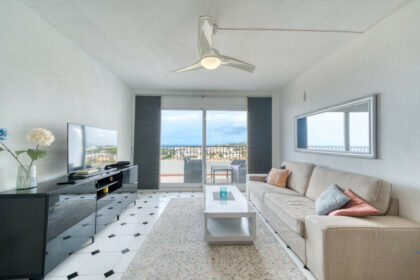 97e9f7c3acb70fdc9d1cf3e02b8444ed - 9