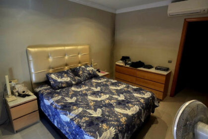 9800a06a14044eba9abfcc4fa4b35e80 - 18