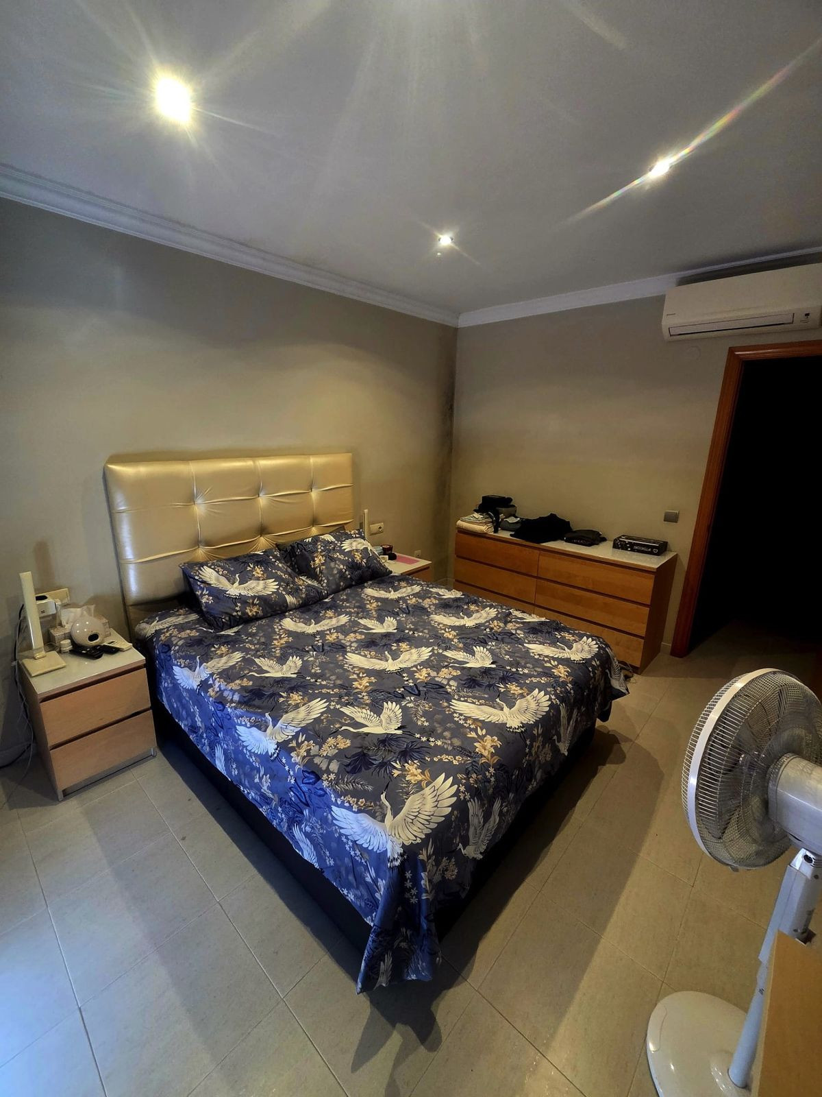 9800a06a14044eba9abfcc4fa4b35e80 - 18