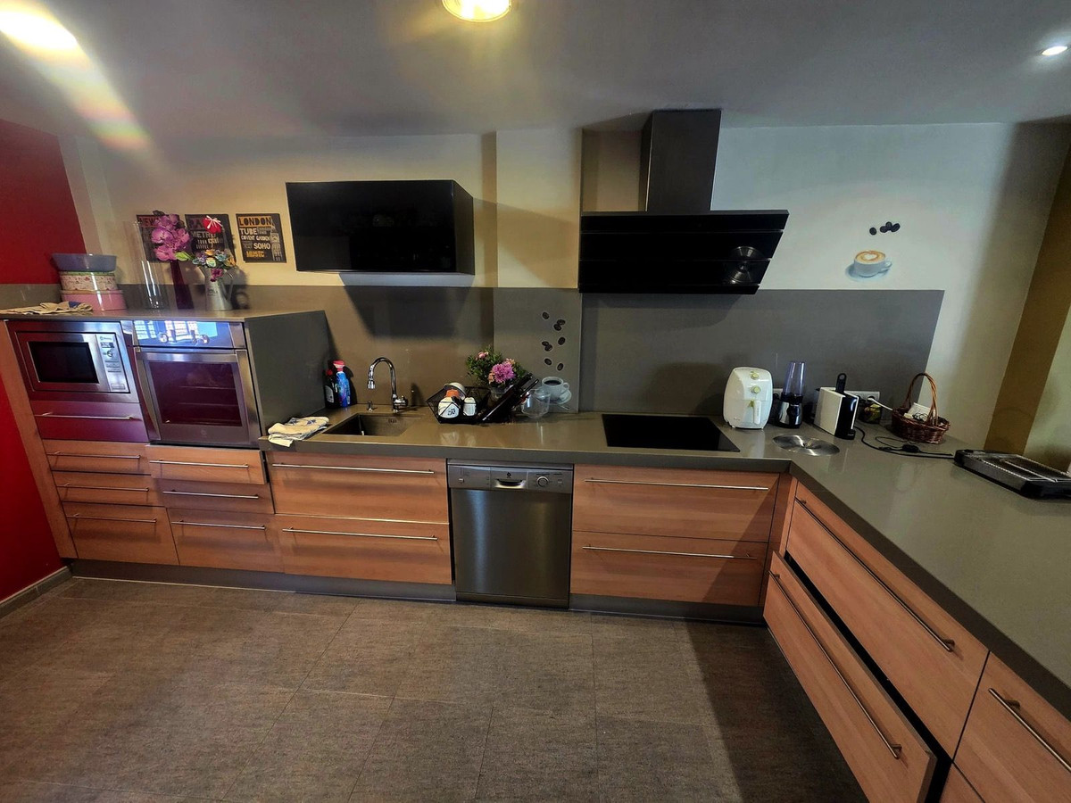 9800a06a14044eba9abfcc4fa4b35e80 - 2