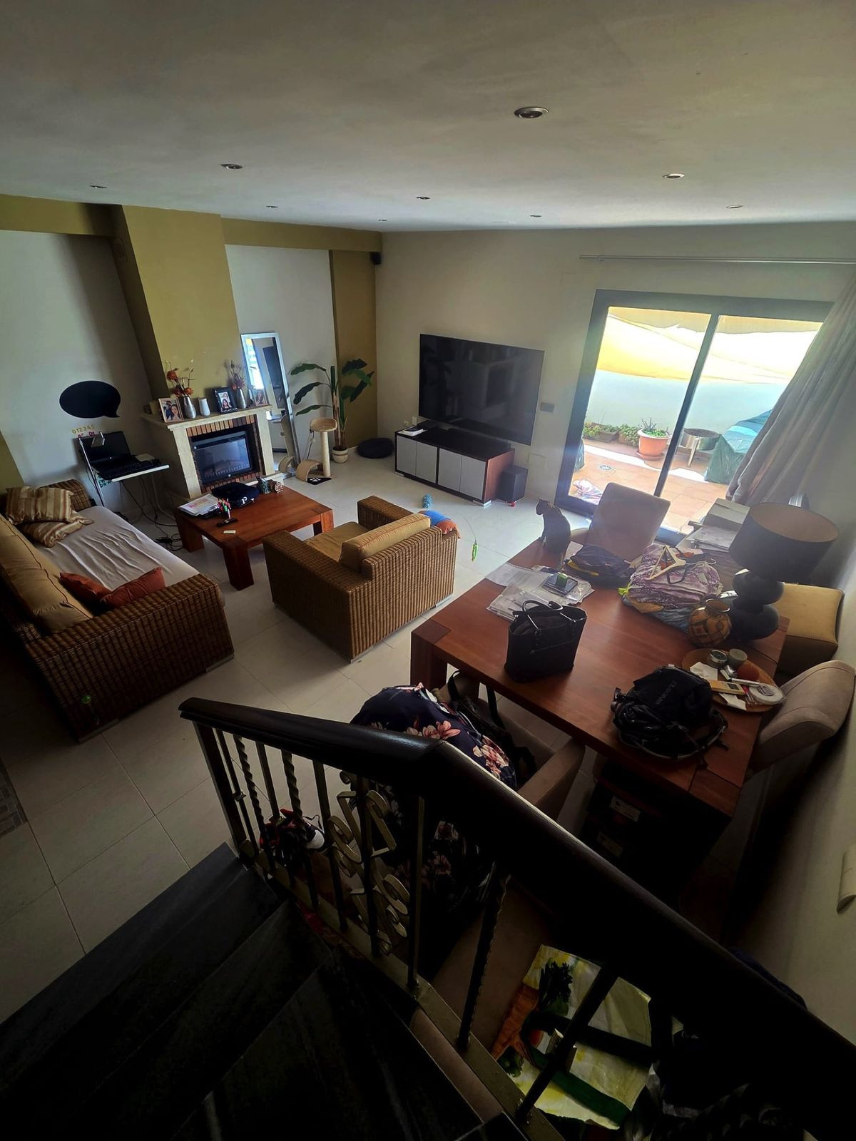 9800a06a14044eba9abfcc4fa4b35e80 - 7